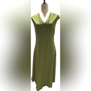 ISABELLA BIRD matte jersey moss green stretch matte jersey midi tea dress S